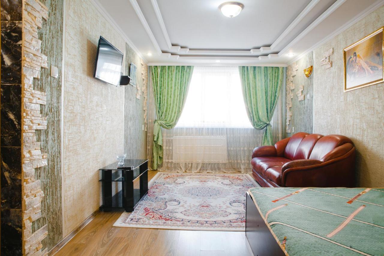 ペトロパブロフスクDaily rent flatsアパートメント エクステリア 写真